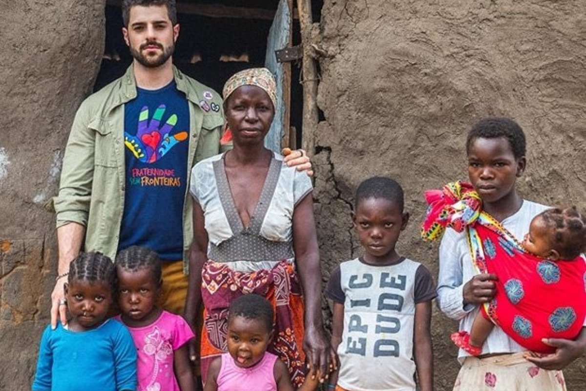 Dj Alok apoia campanha da Fraternidade Sem Fronteiras para construção de escola na aldeia de Muzumuia, na África