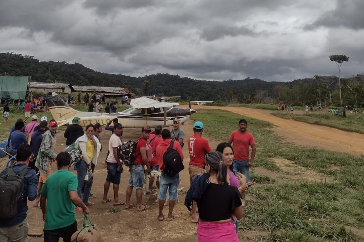 Indígenas Yanomami são assassinados por garimpeiros ilegais em comunidade, diz líder 