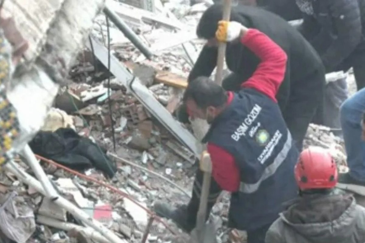 Itamaraty diz que não há registro de brasileiros mortos na Síria e na Turquia após terremoto