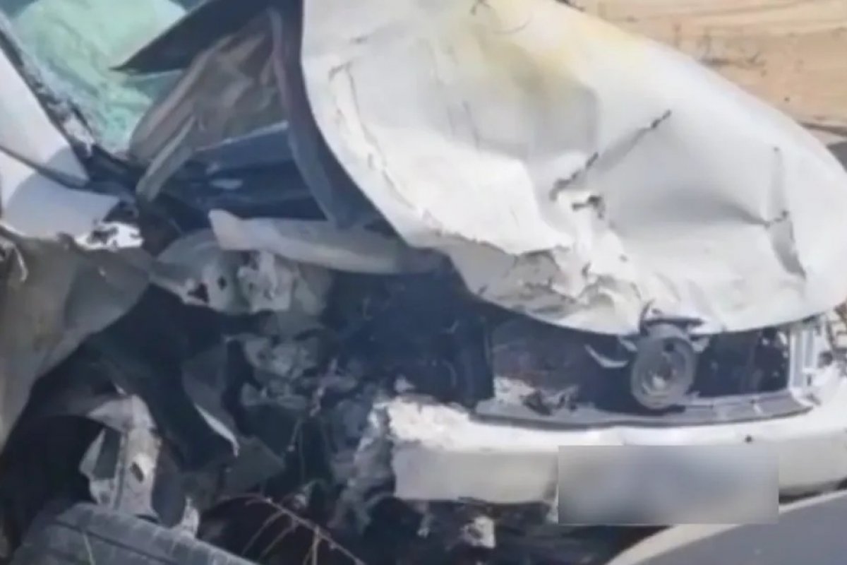 Mulher morre após acidente entre carros na BR-367, no sul da Bahia
