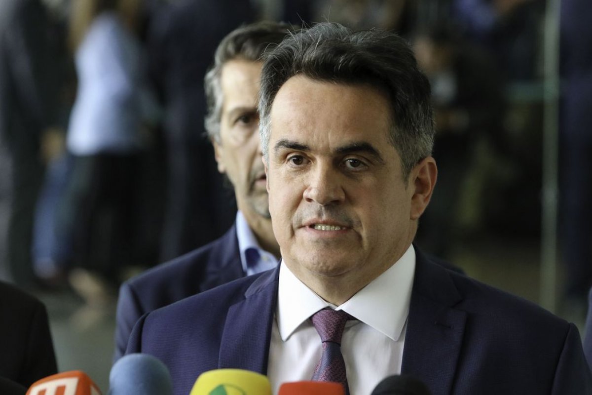 Ciro Nogueira finaliza depoimento sobre ação de embaixadores no TSE