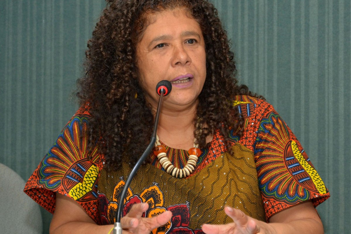 ‘Racismo estrutural’, diz Marta Rodrigues sobre situação de ambulantes em Salvador
