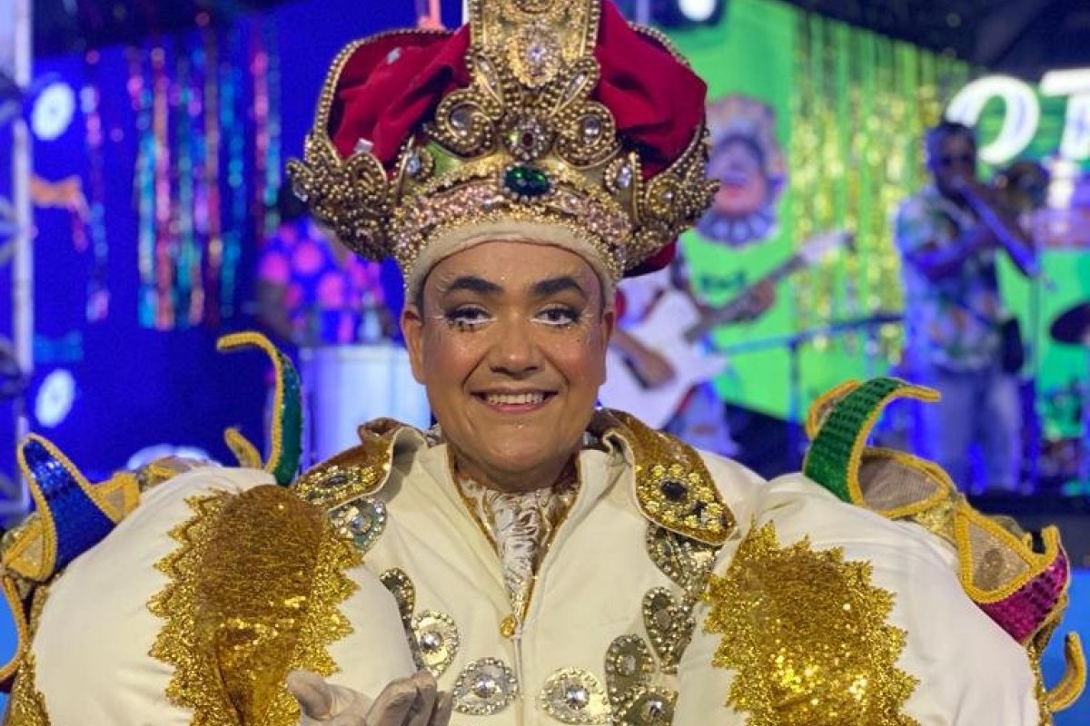 Alan Nery é eleito Rei Momo do Carnaval de Salvador 2023! 
