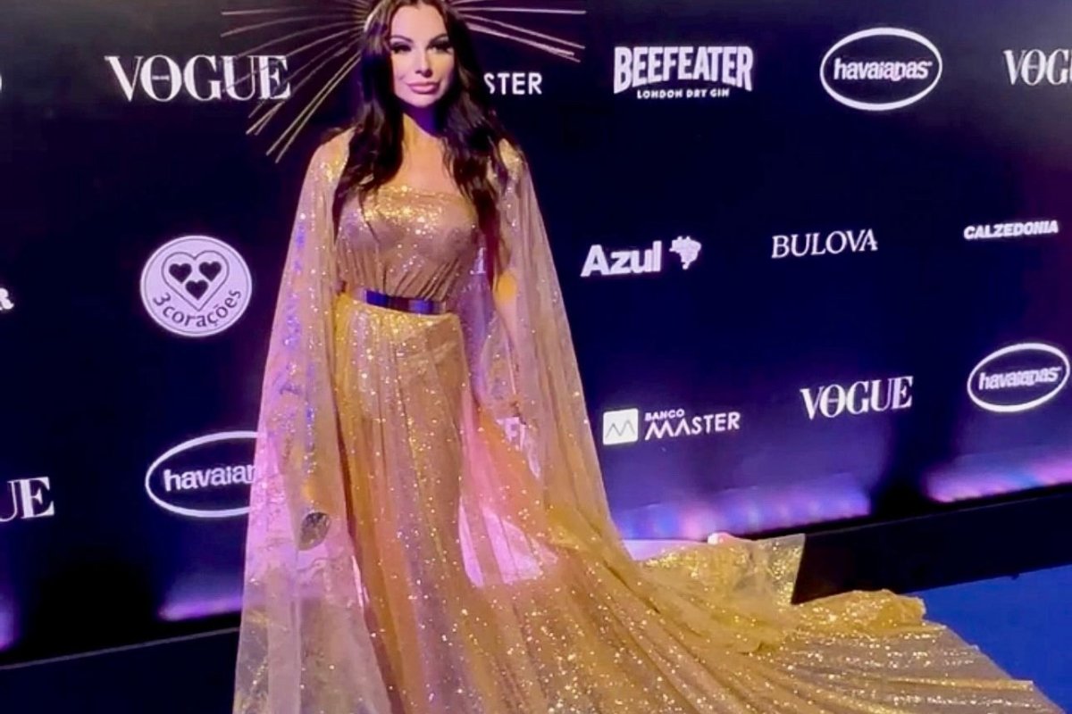 Modelo Camila Montovani brilha no Baile da Vogue 2023! 
