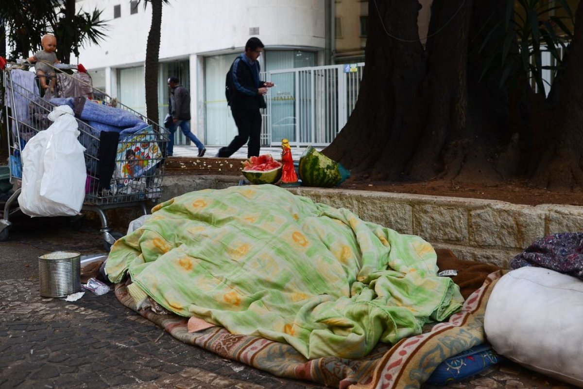 Número de pessoas em situação de rua dispara no Brasil