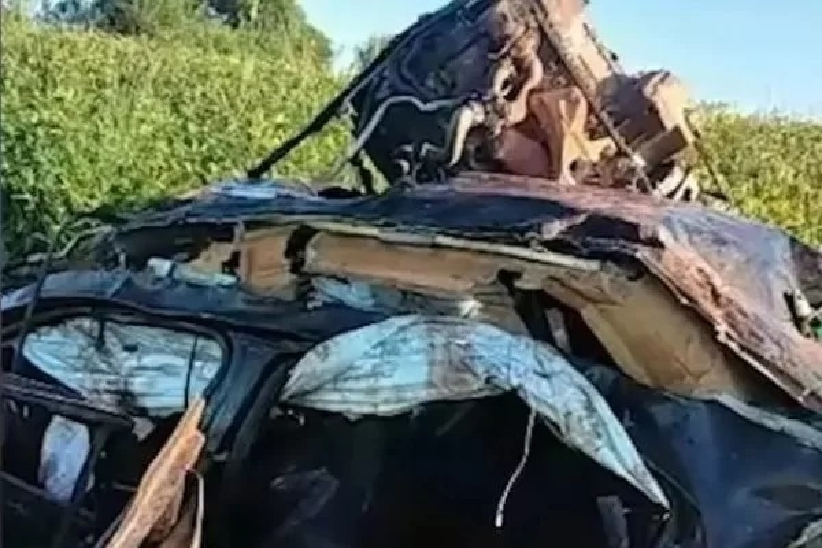 Três pessoas morrem em grave acidente no interior do Paraná