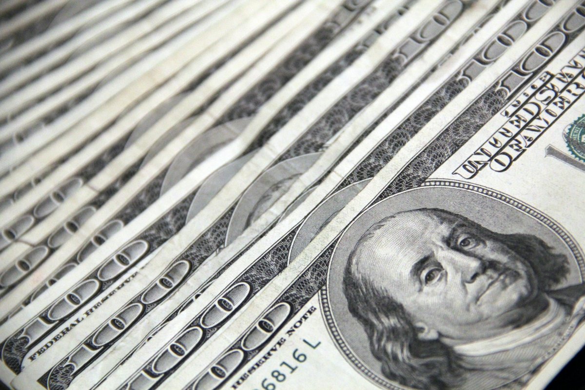 Dólar à vista fecha em queda de 0,86%, a R$5,1772 na venda