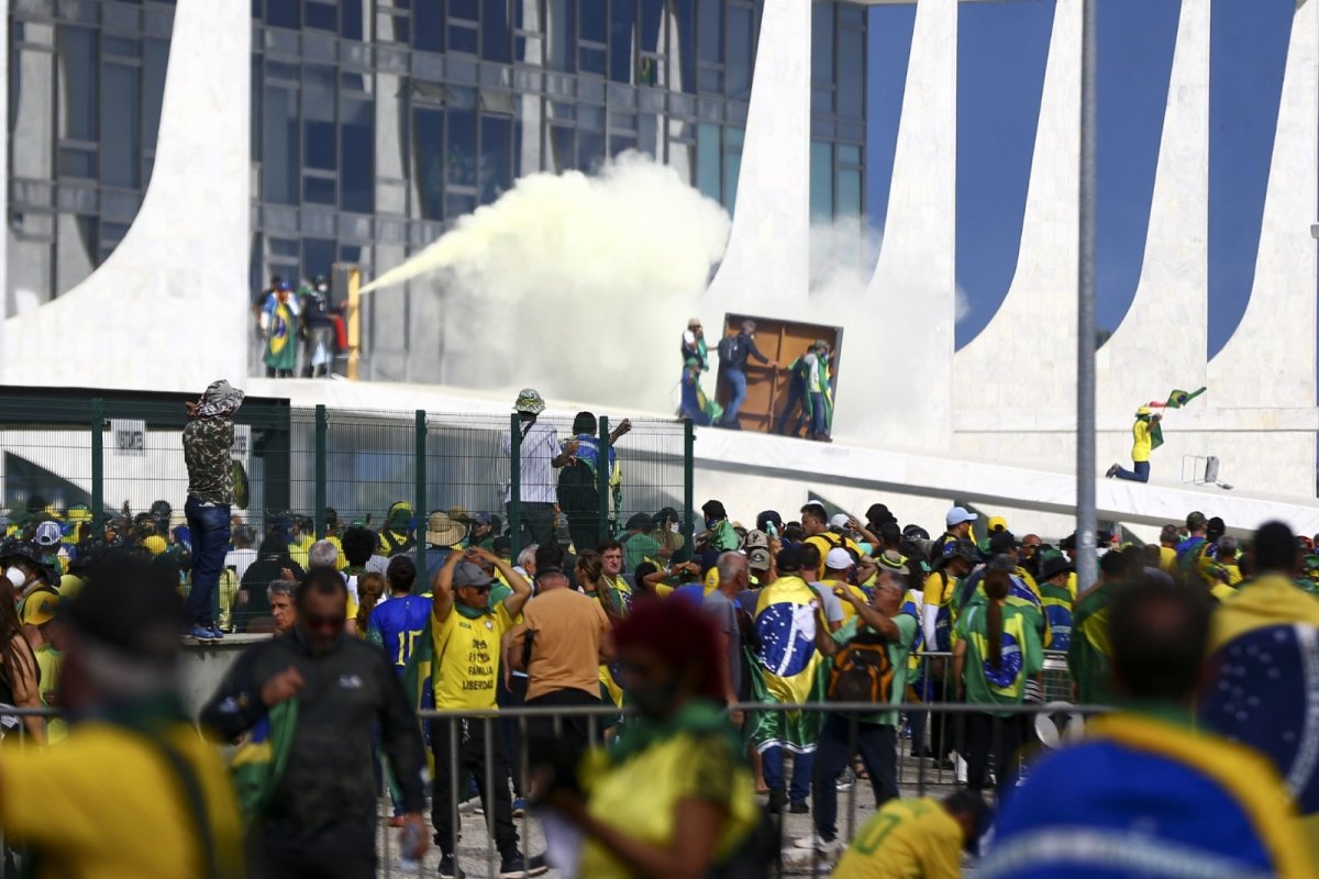 Ministros consideram que há provas de crimes cometidos por militares em Brasília