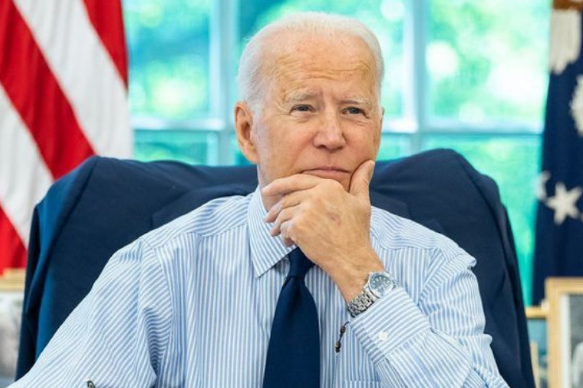 Biden faz viagem surpresa a Kiev e anuncia ajuda de US$ 500 milhões