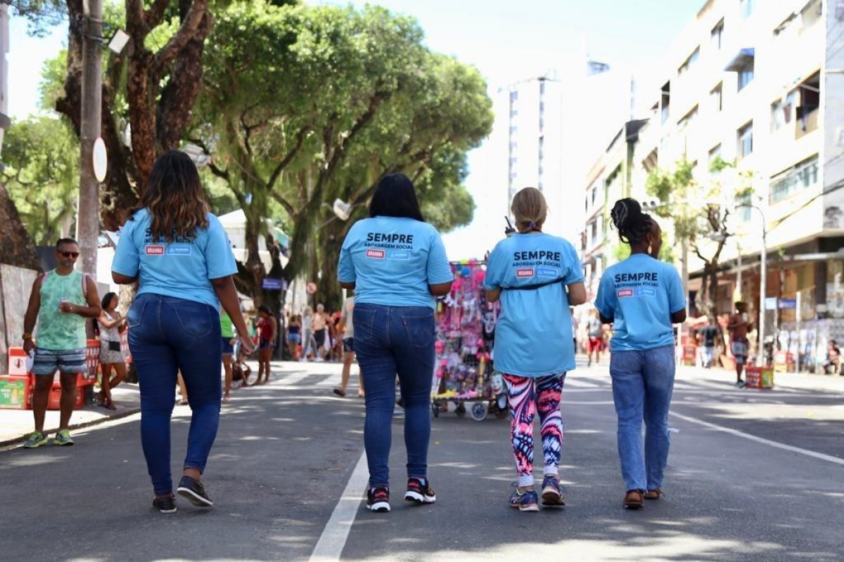 Carnaval: campanha “Criança não é mão de obra” realiza mais 1,4 mil abordagens nos quatro primeiros dias