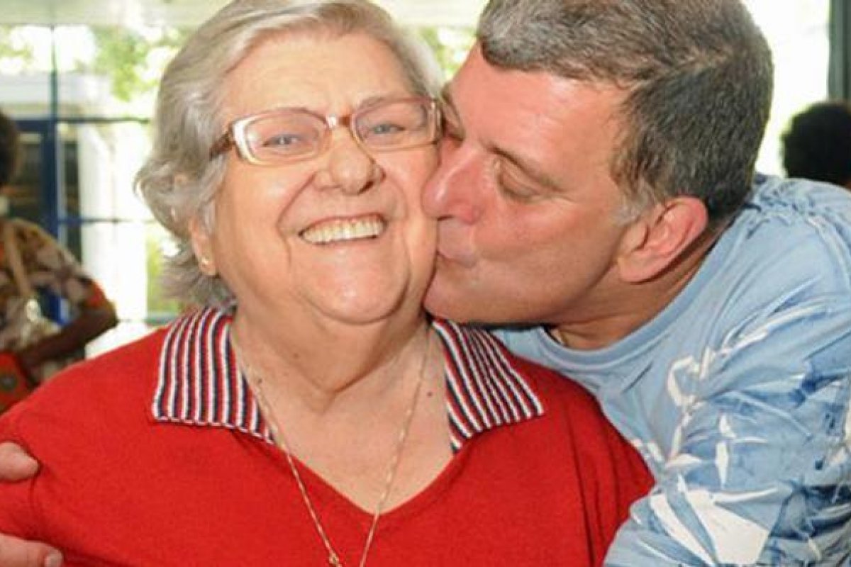 Mãe de Jorge Fernando completa 95 anos e agradece as mensagens de parabéns 