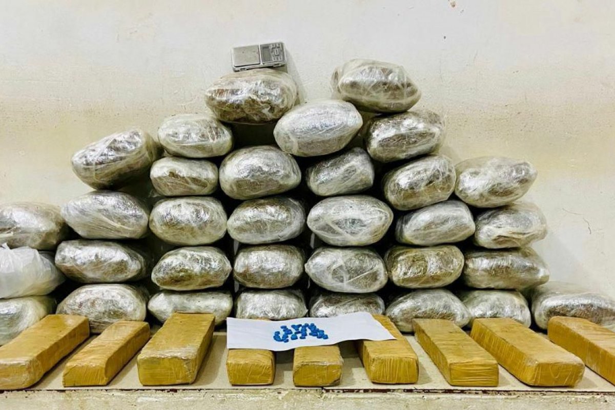 Polícia apreende 30kg de drogas em Vitória da Conquista (BA)