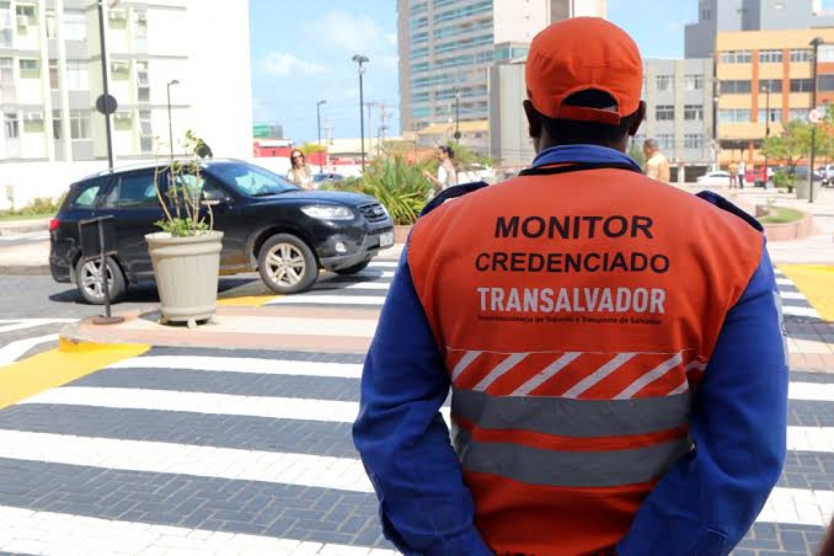 Funcionário da Transalvador exclui mais de 400 multas de trânsito, diz MP