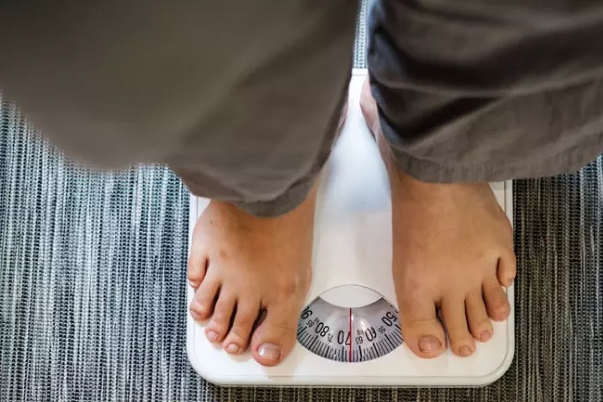 Cerca de de 700 milhões de pessoas serão obesas em 2025, aponta OMS