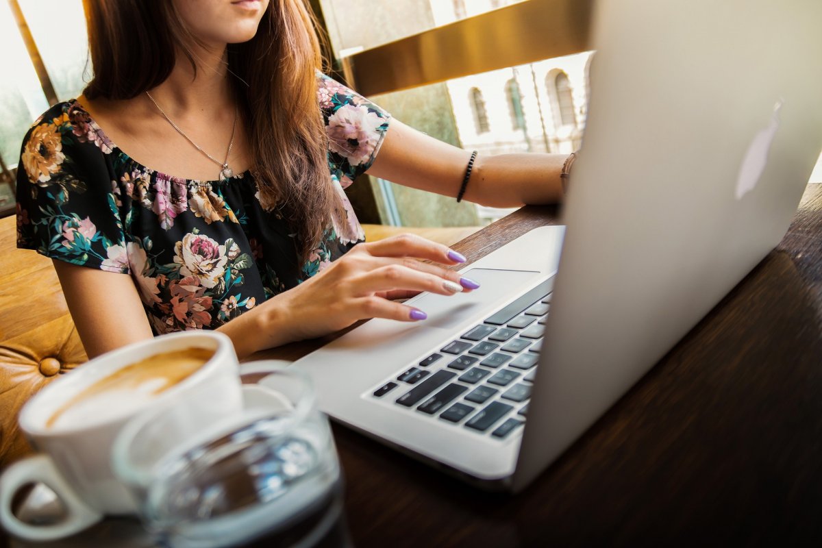 Estudo aponta que mulheres tem mais dificuldade de conseguir emprego do que homens