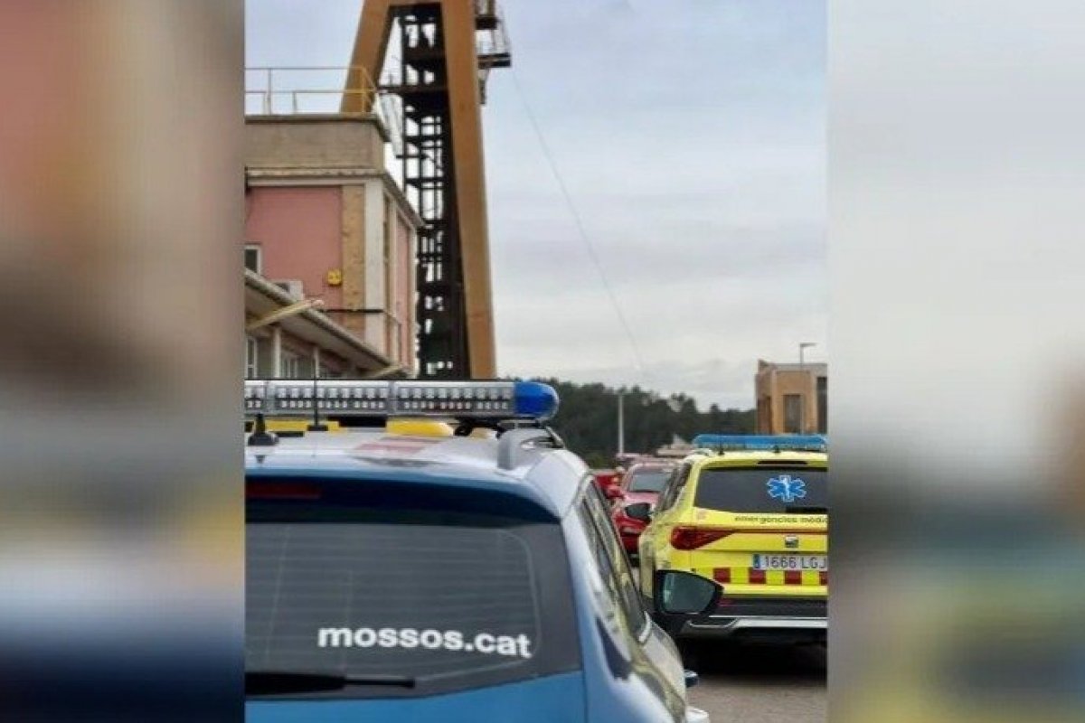 Acidente em mina a 900 metros de profundidade deixa 3 pessoas mortas na Espanha 