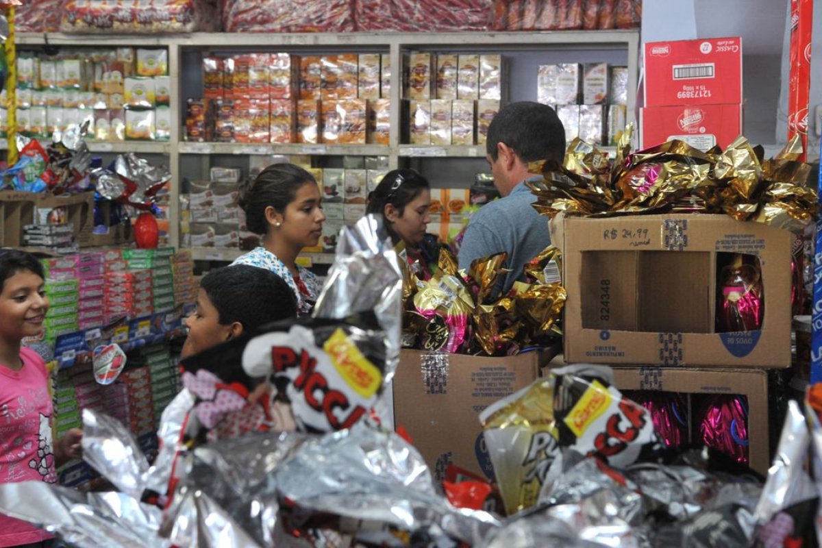 CNC: Intenção de consumo das famílias cresce 0,8% no Brasil
