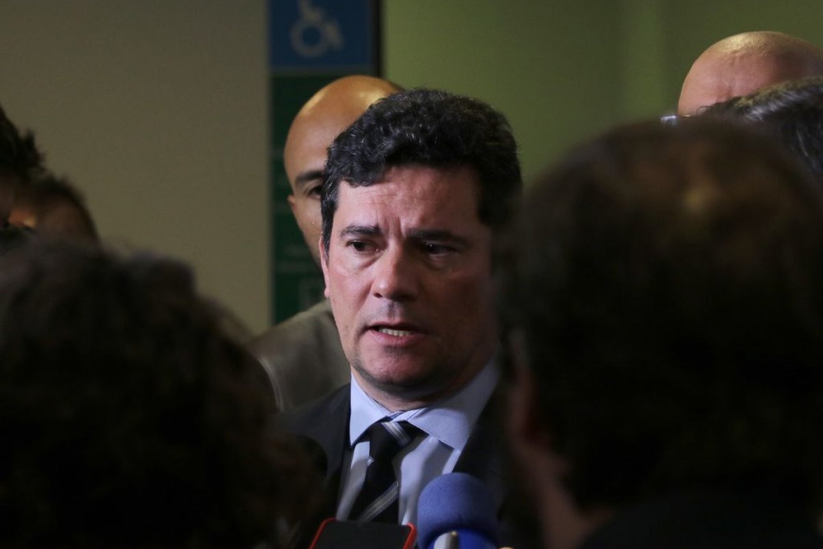 "Fala de baixo calão" diz Moro sobre afirmação de Lula prometendo vingança na prisão