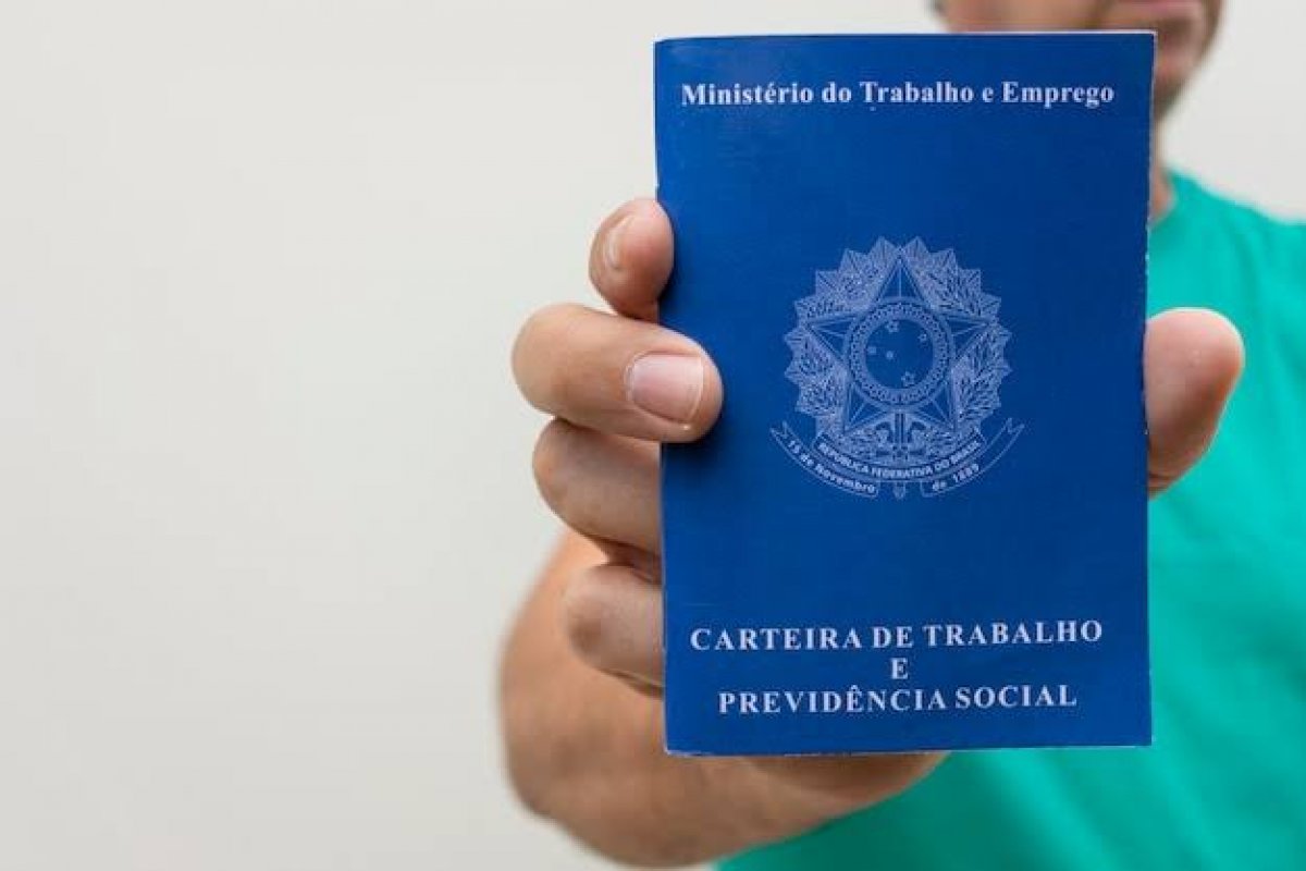 Prefeitura de Salvador oferece 172 vagas de estágio para estudantes do ensino médio 