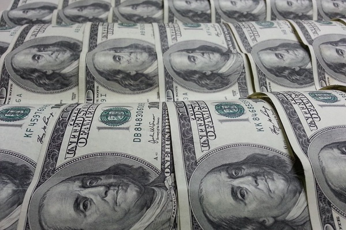 Mundo perdeu cinco bilionários por semana em 2022, diz pesquisa 