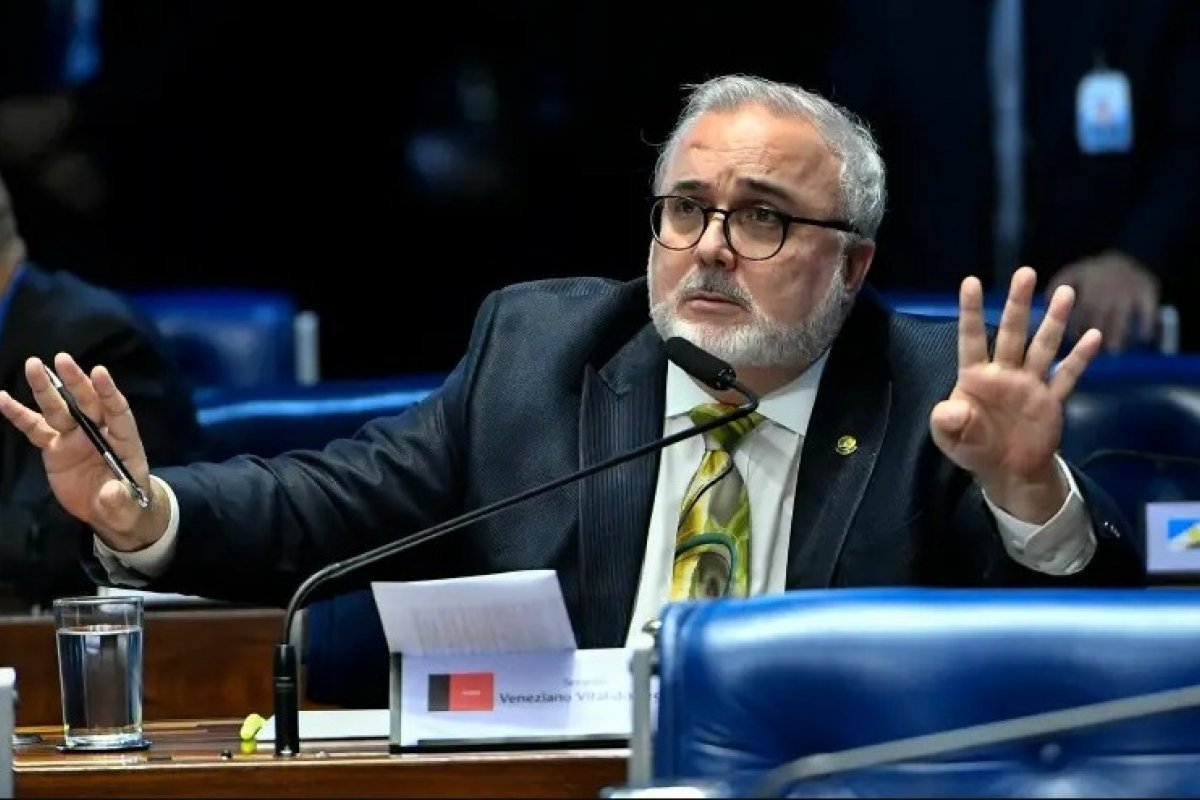 Petrobras determina período de mandato de Prates e de novos diretores executivo da estatal  