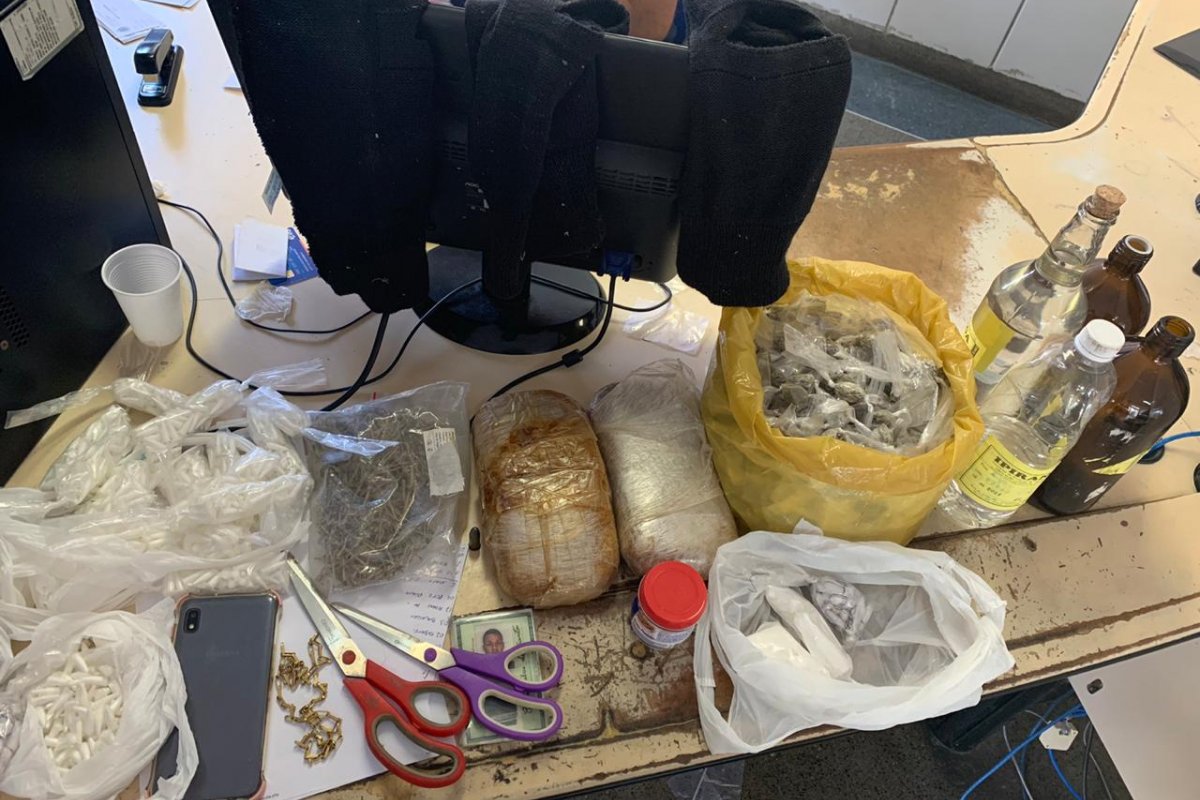 Operação apreende drogas em Salvador e Camaçari
