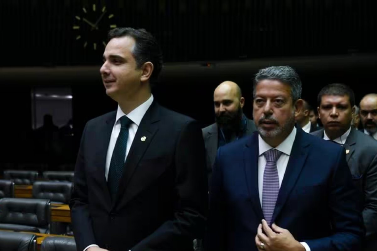 Lira desafia Pacheco em oficio e pede que MPs sejam debatidas em Plenário do Congresso 