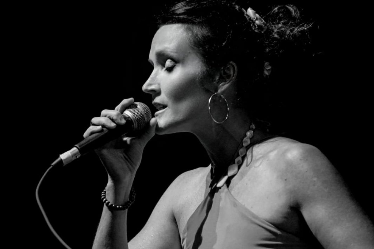 Daniella Firpo e Alejandro Fasanini   fazem lançamento mundial de "Essa Vida Esse Amor"! 