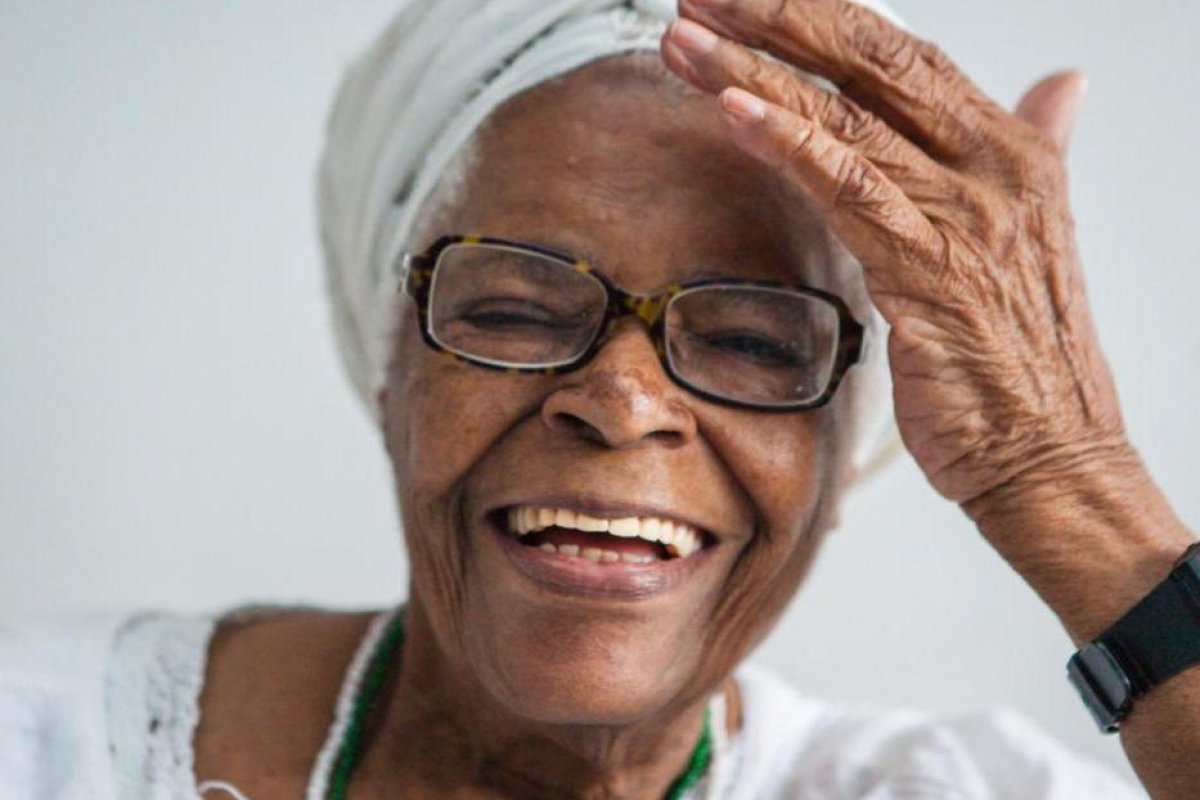 Flipelô 2023 homenageia Mãe Stella de Oxóssi 