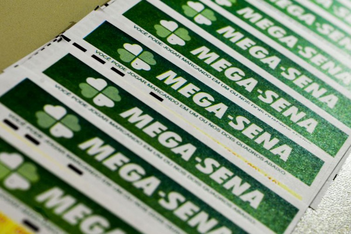 Mega-Sena sorteia R$ 3 milhões neste sábado (1°)