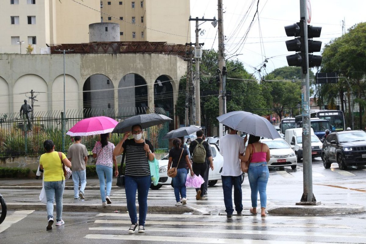Feriado de Páscoa deve ser marcado por chuva em Salvador