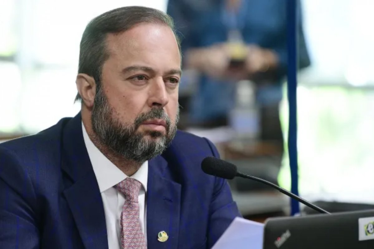 Vídeo: Silveira diz que explorações petrolíferas na costa brasileira devem ser 'prudentes'
