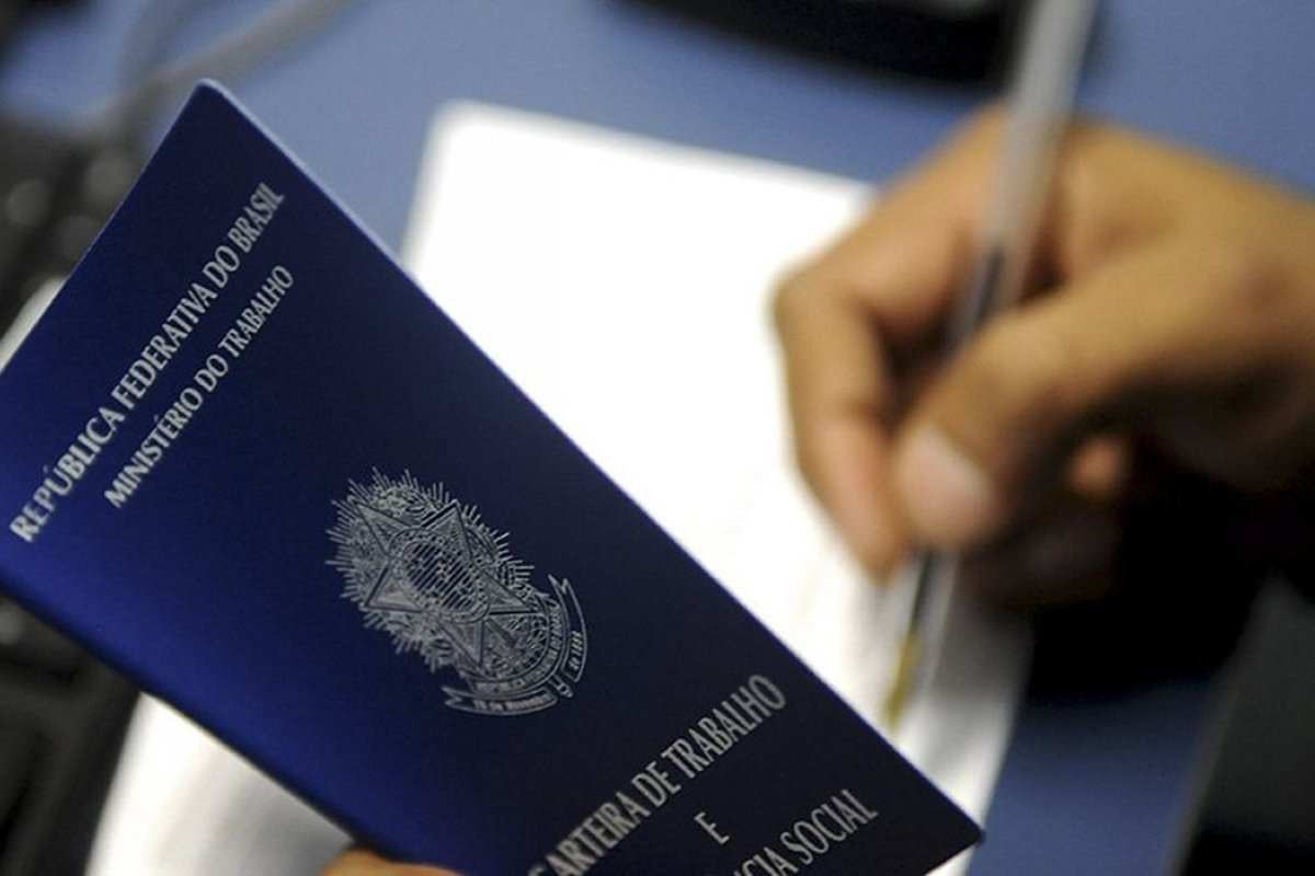 SineBahia oferece mais de 100 vagas de emprego em Salvador e municípios