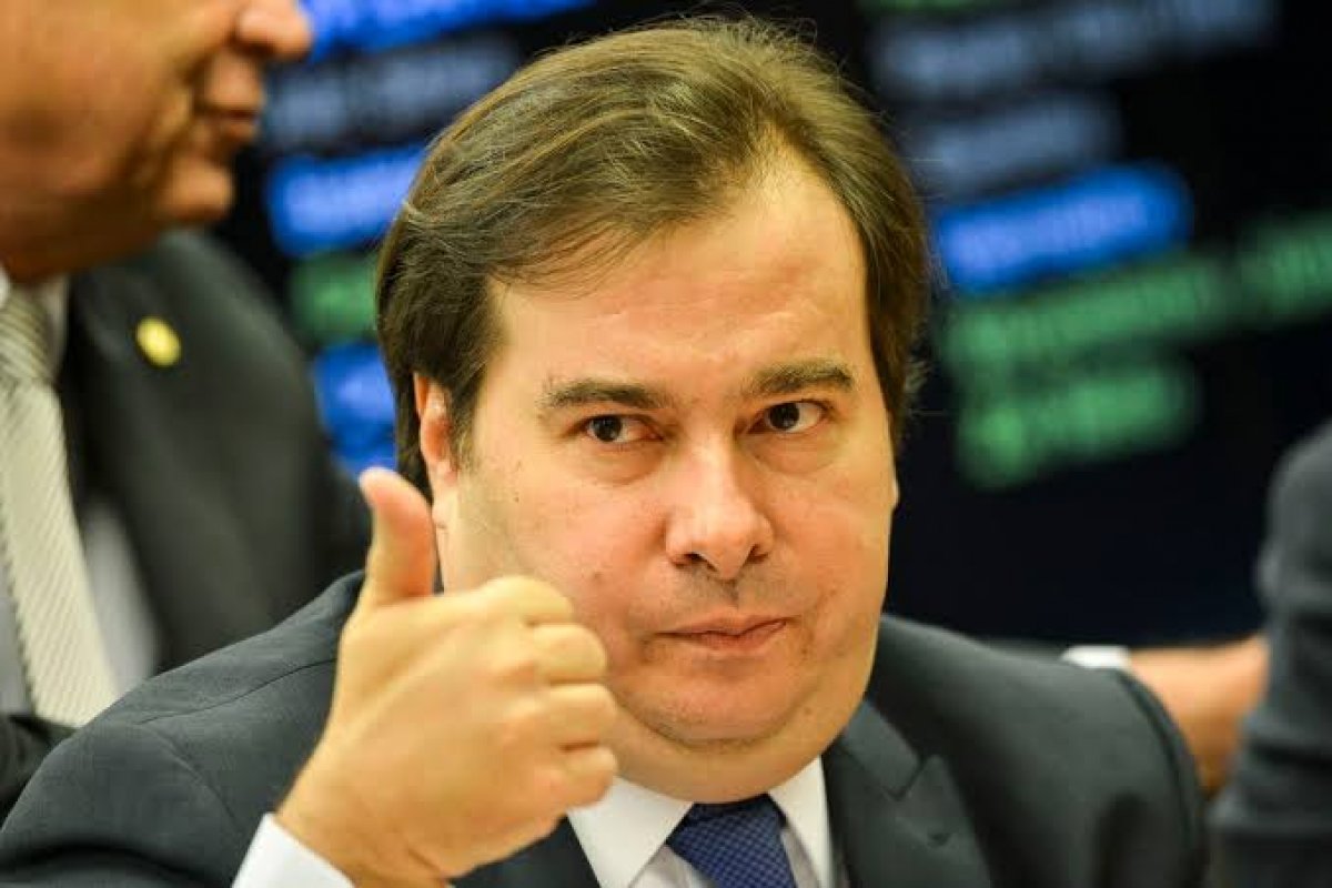 Maia: Congresso deve aprovar regra de contingenciamento no Orçamento de 2020
