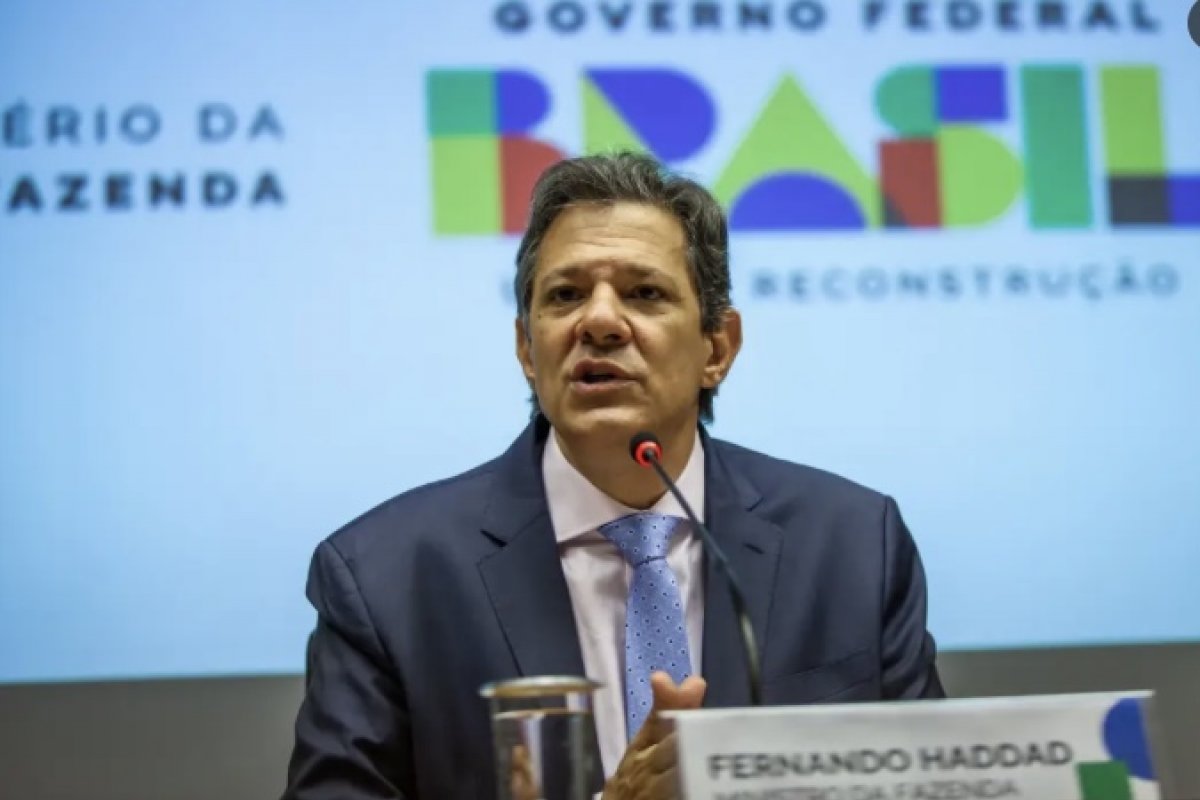Haddad afirma que arcabouço fiscal deve ser entregue ao Congresso até sexta (14)