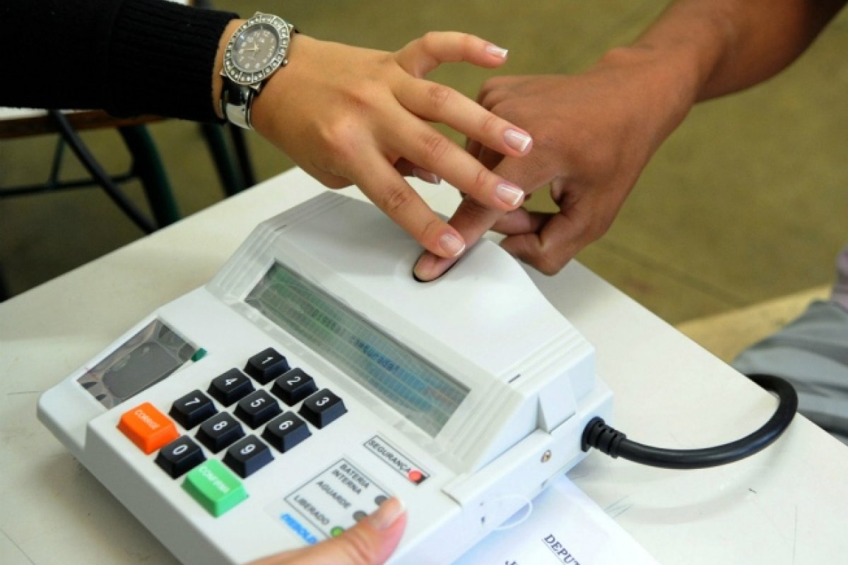 Biometria: Justiça Eleitoral fará plantão neste sábado e domingo 