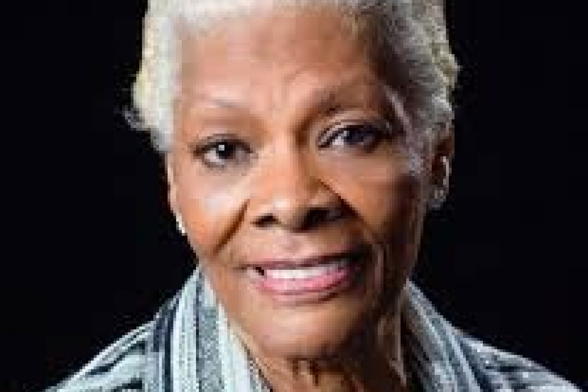 Uma das maiores cantoras do século 20, Dionne Warwick pensa em se aposentar e morar na Bahia! 