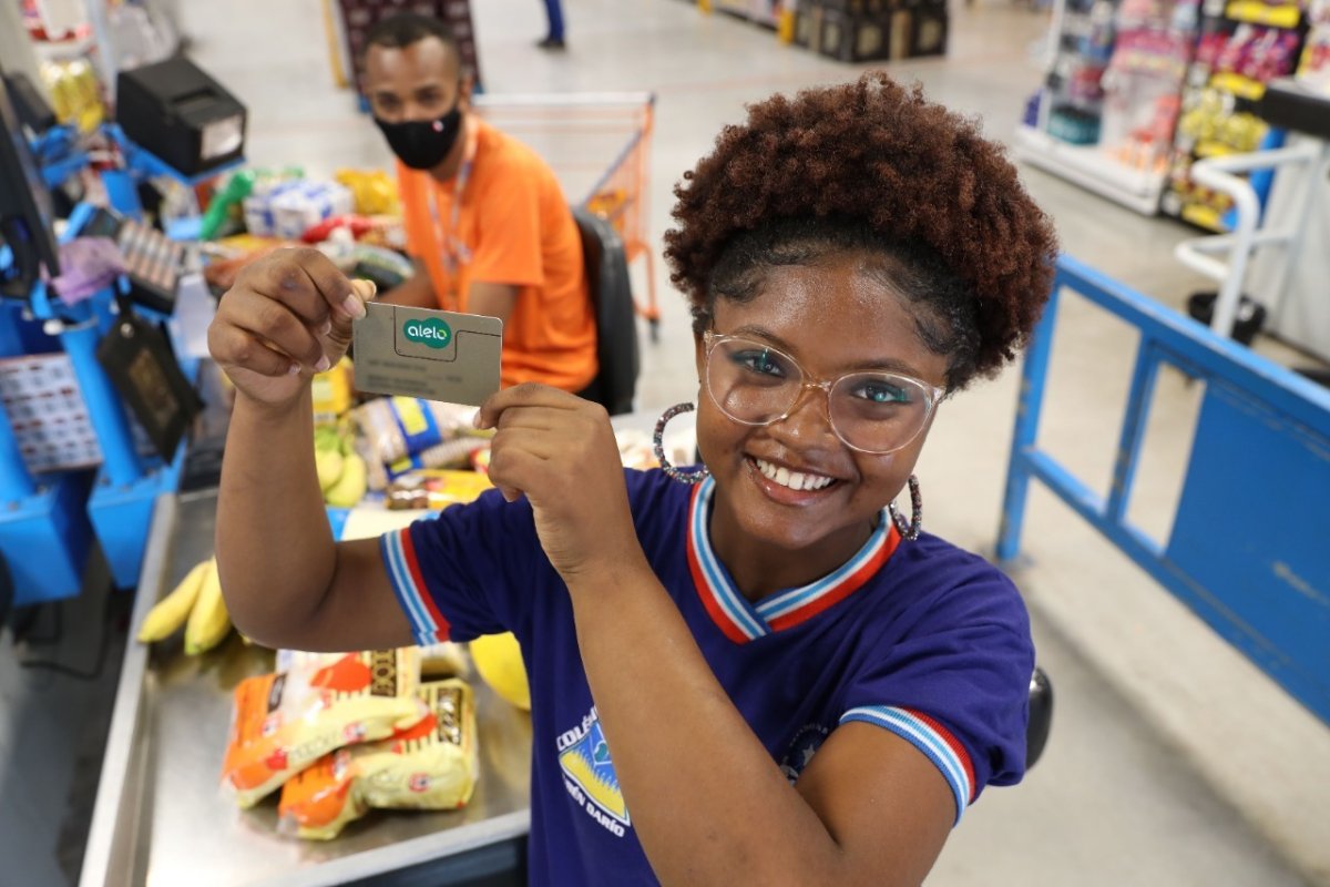 Governo da Bahia realiza novo crédito de 55,7 milhões do Bolsa Presença no sábado (15)