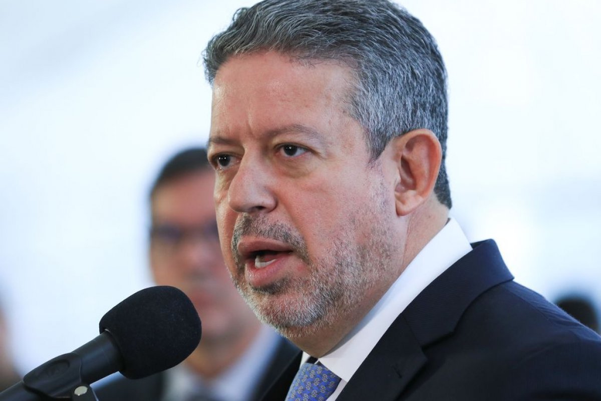 "Bloco formado não é de oposição ao governo",  afirma Lira
