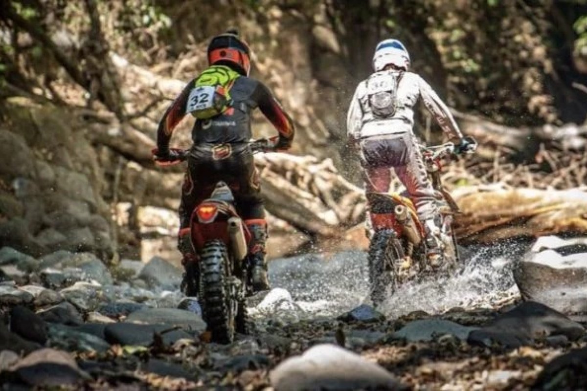 Campeonato Baiano de Hard Enduro de Motociclismo acontece em Castro Alves