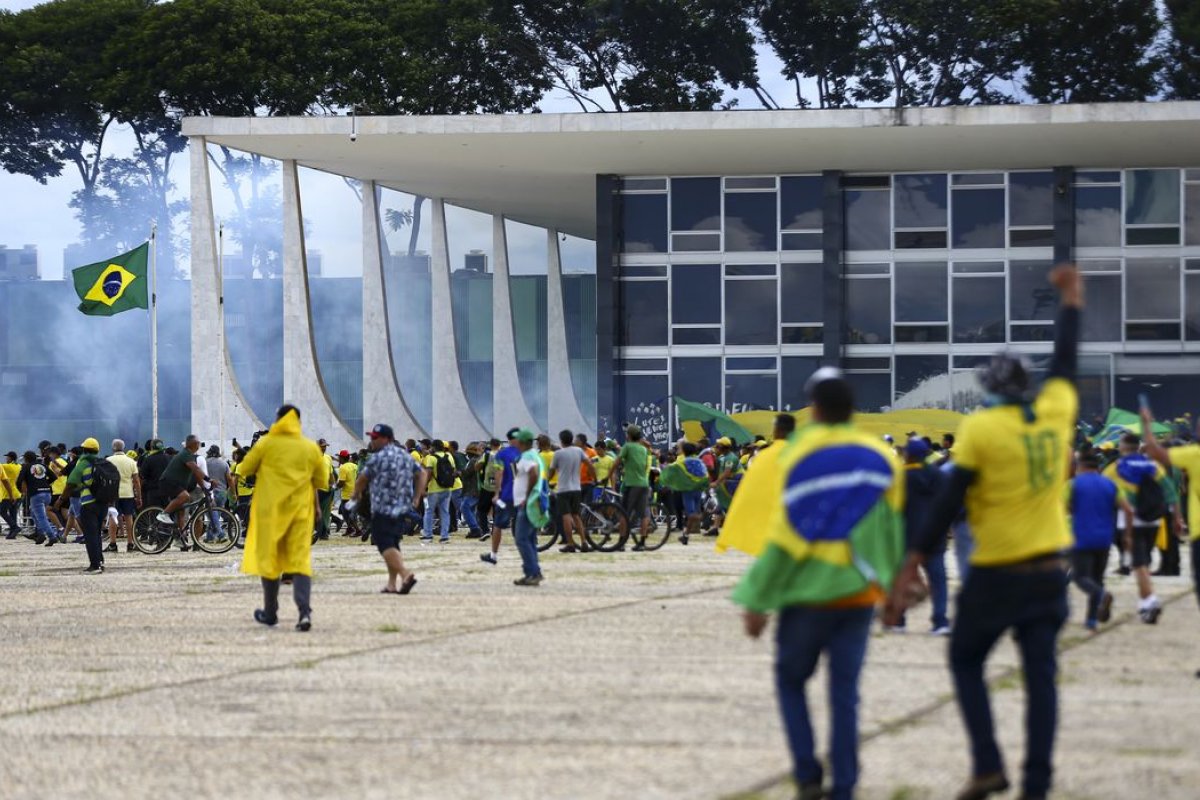 GSI usa tamanho de arquivo para evitar entregar imagens gravadas da invasão no Planalto