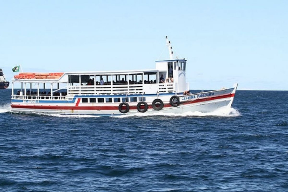 Travessia Salvador-Mar Grande registra bom movimento de embarque nesta segunda (17)