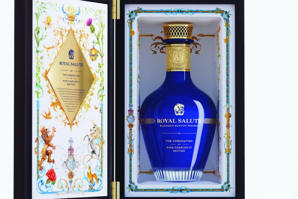 Royal Salute cria edição especial para a coroação do Rei Charles III! 