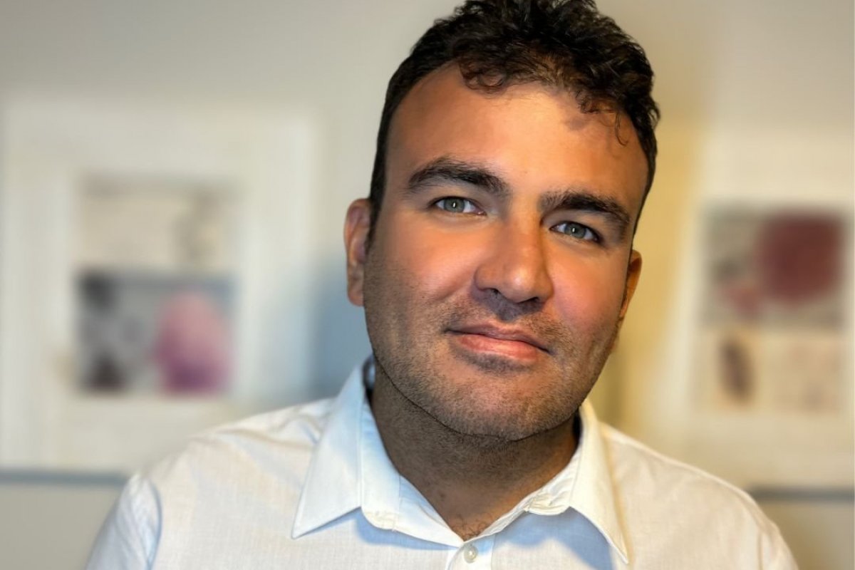 "Psicologia e Psiquiatria no tratamento da ansiedade" é o tema da próxima live realizada pela Clínica Holos! 