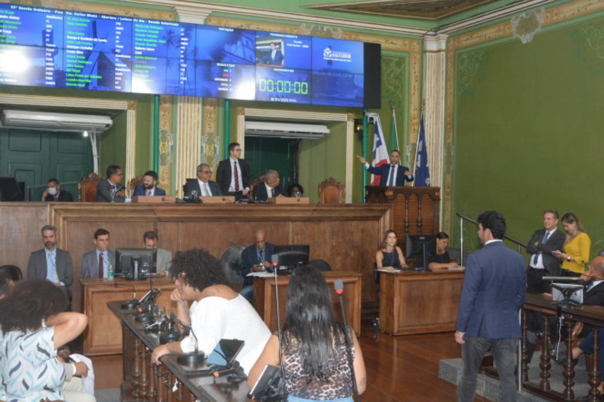 Câmara adia novamente análise de vetos da prefeitura de Salvador