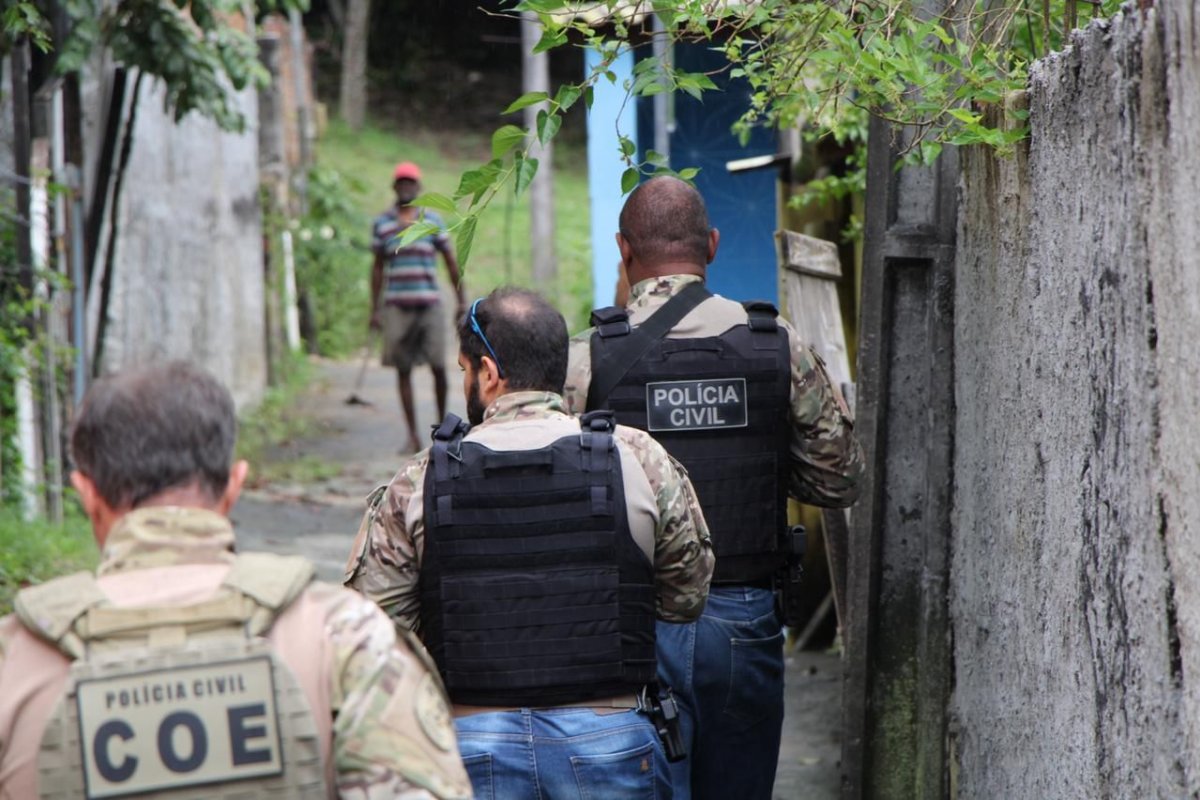Polícia prende suspeito de atentado ocorrido no bairro de Tancredo Neves em Salvador 