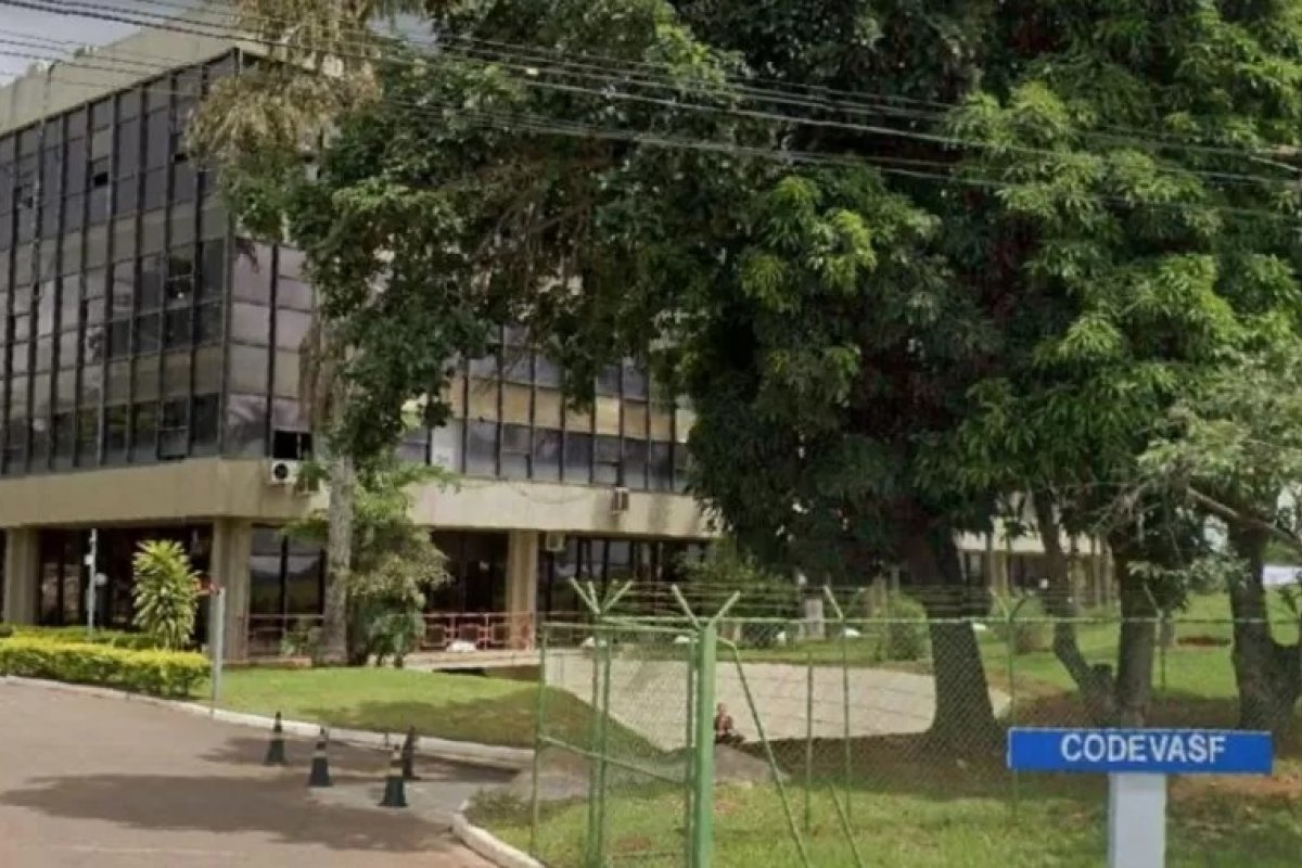 Primo de deputado federal baiano confessa à PF desvios de tratores na Codevasf, diz site