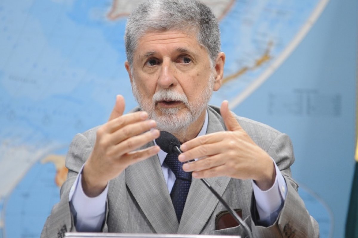 Celso Amorim será enviado por Lula para encontro com líder da Ucrânia 