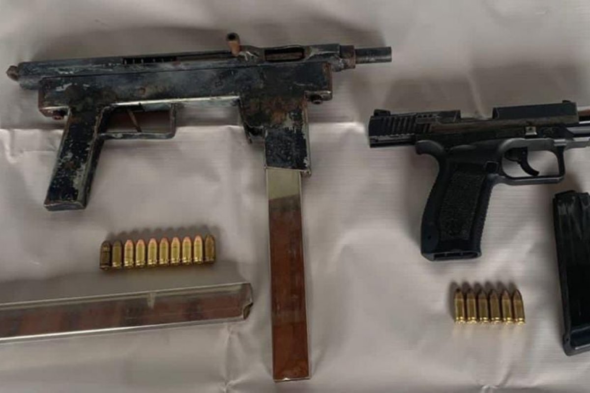 Submetralhadora e pistola são apreendidas em Itanhém (BA)