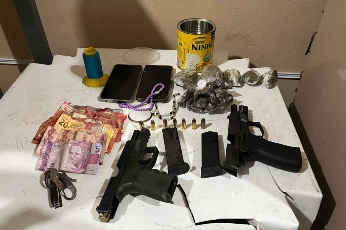 Duas armas de fogo são apreendidas com dupla em Itabuna (BA)